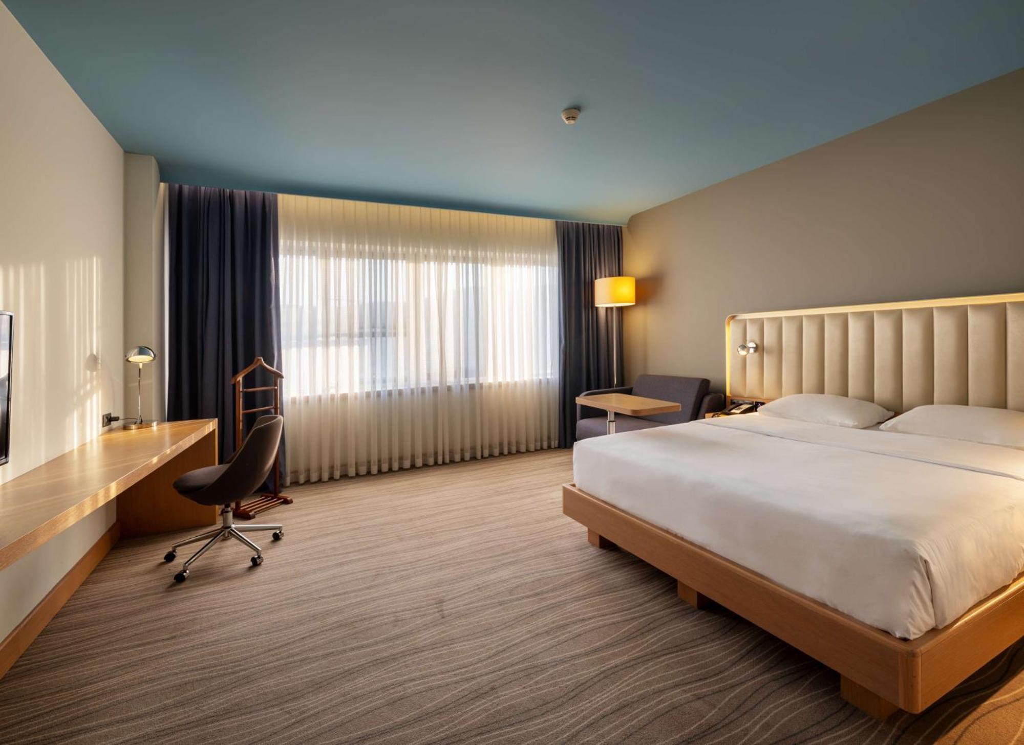 Park Inn By Radisson Samsun Exterior photo